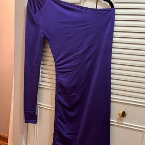 Deep purple sz sml high/low “body con” dress